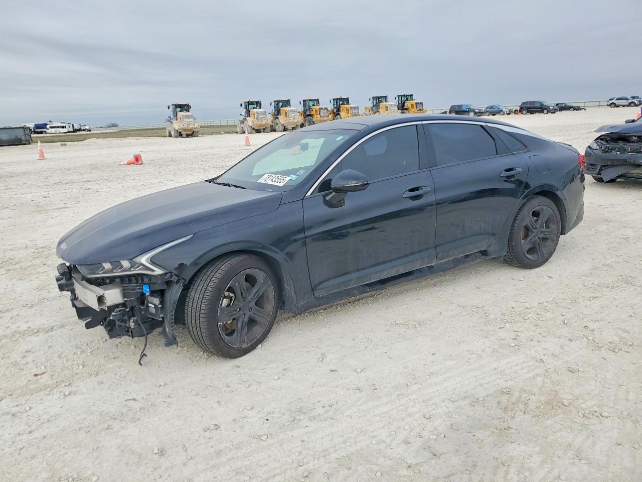 2023 Kia K5 GT-Line, VIN 5XXG64J27PG170076 — Front end