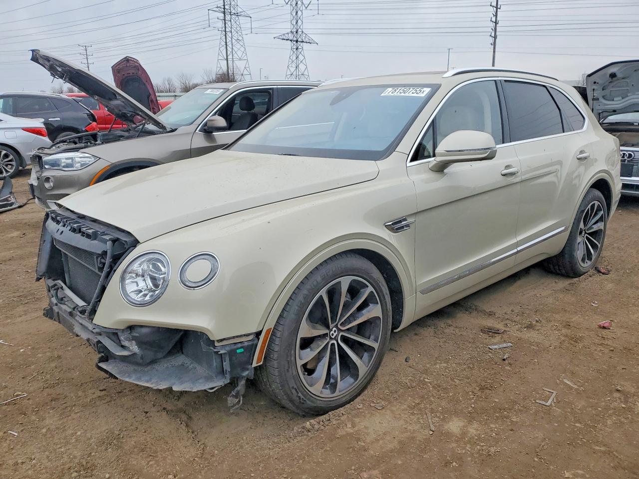 2017 Bentley Bentayga W12, VIN SJAAC2ZV4HC014159 — Front end