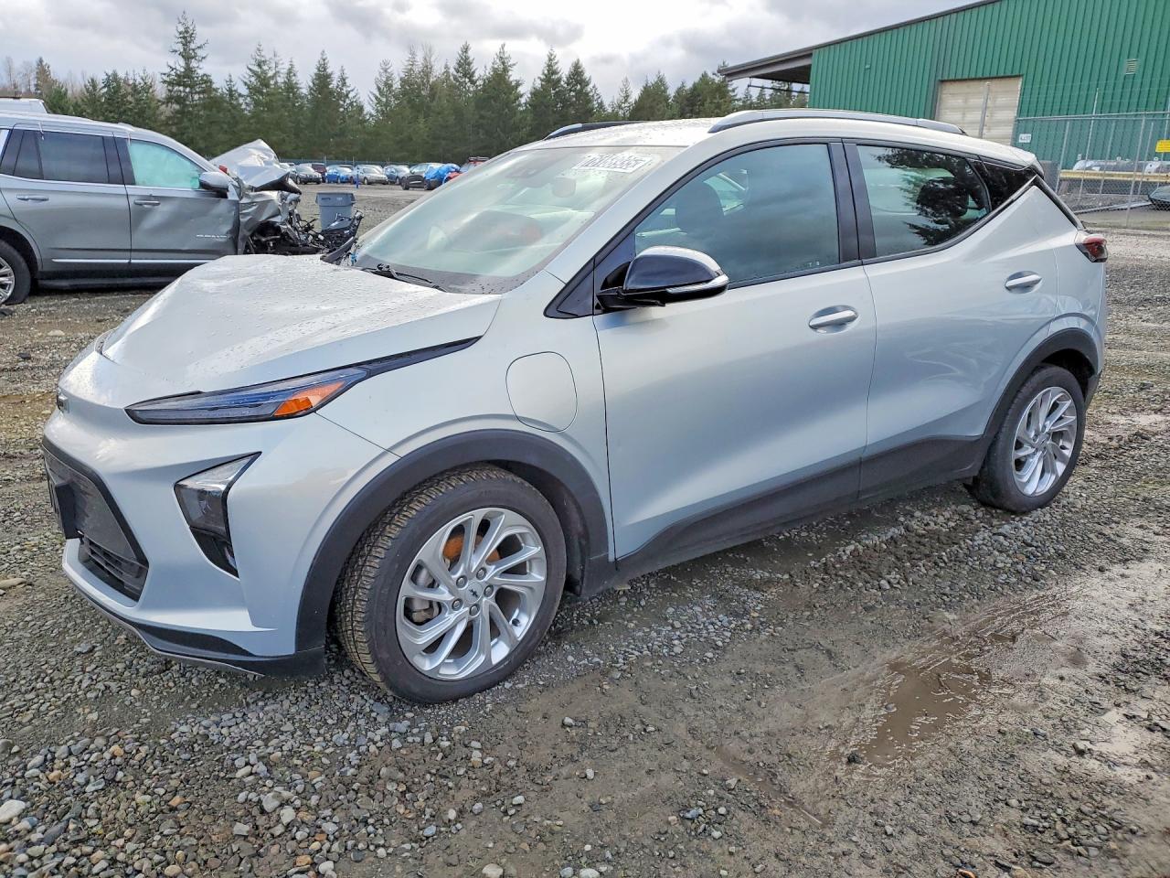 2023 Chevrolet Bolt EUV LT, VIN 1G1FY6S09P4154091 — Front end