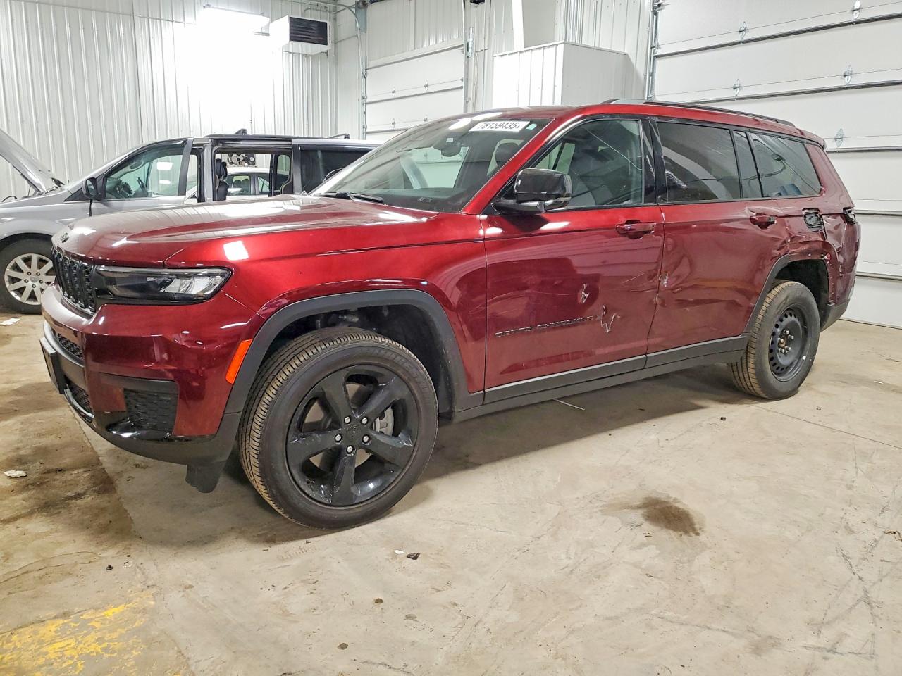 2024 Jeep Grand Cherokee Altitude, VIN 1C4RJKAG6R8562138 — Side