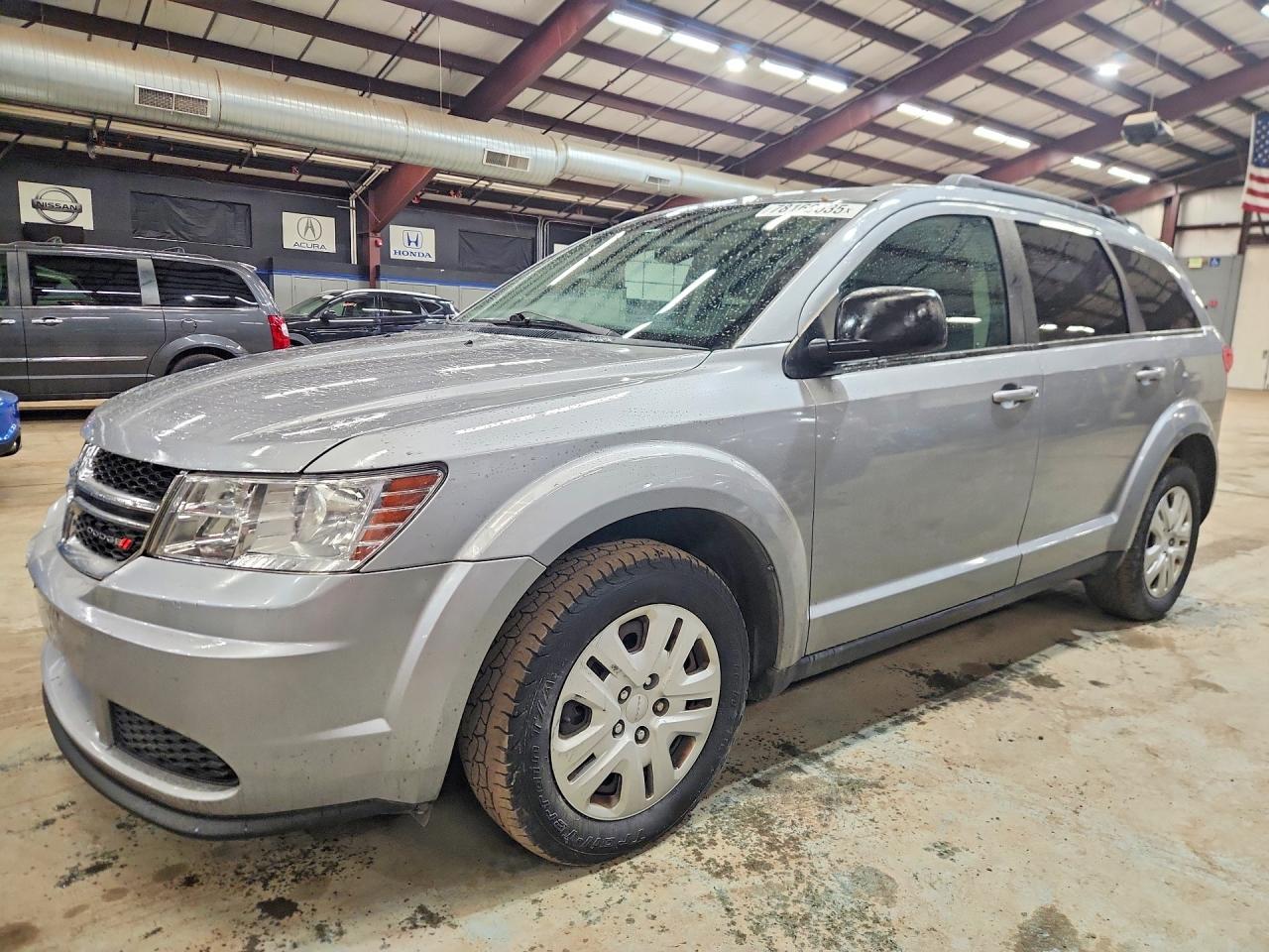 2016 Dodge Journey SE, VIN 3C4PDDAG5GT135896 — Minor dents and scratches