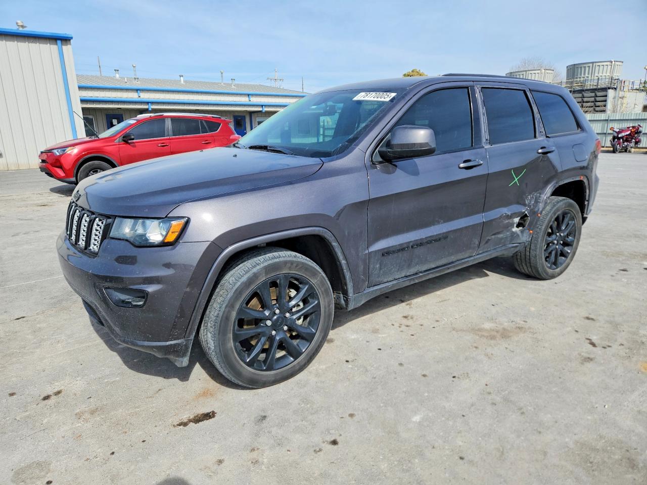2021 Jeep Grand Cherokee Laredo E, VIN 1C4RJFAGXMC795274 — Side