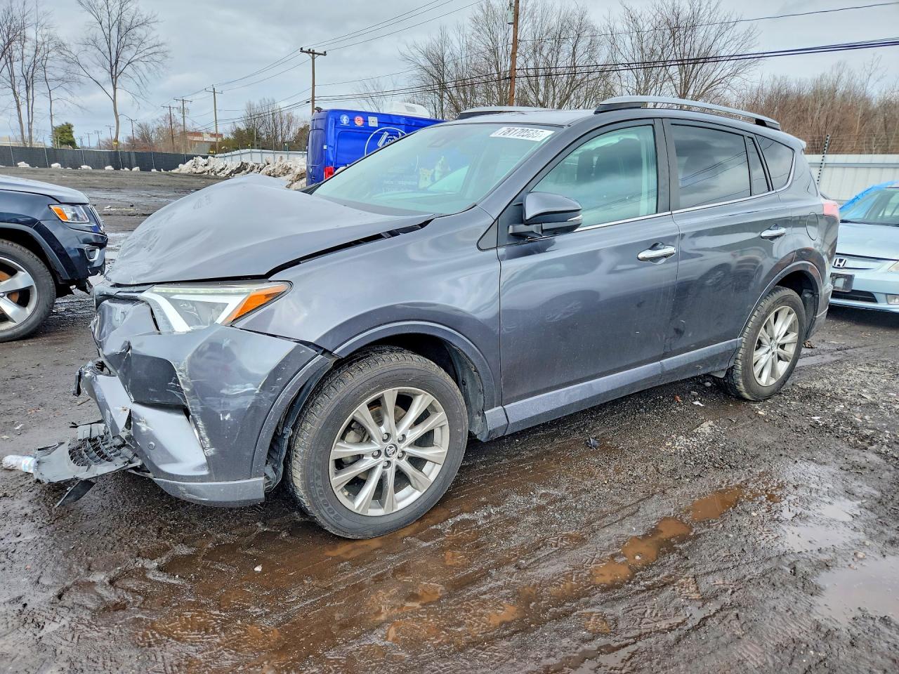 2017 Toyota RAV4 Limited, VIN 2T3DFREV1HW547309 — Front end