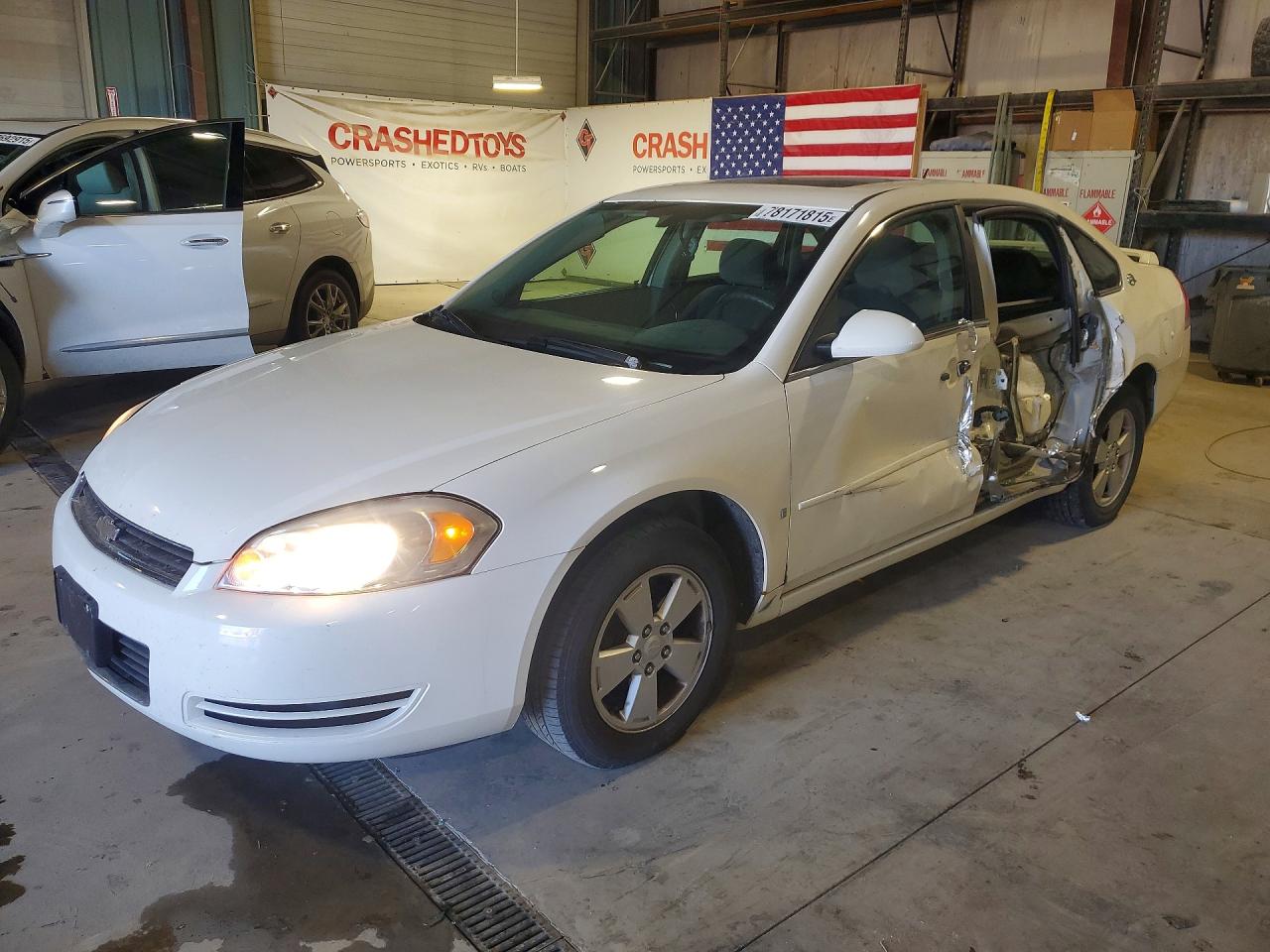 2008 Chevrolet Impala LT, VIN 2G1WT58K289276663 — Бок