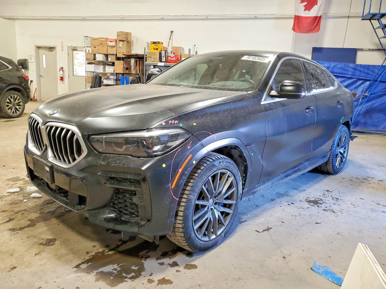 2022 BMW X6 xDrive40i, VIN 5UXCY6C07N9M14379 — Rear end