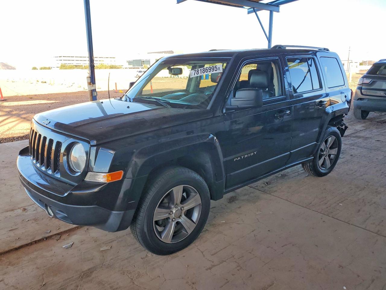 2017 Jeep Patriot High Altitude, VIN 1C4NJRAB3HD188671 — Зад