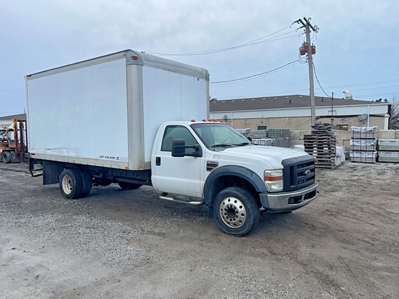 2008 Ford F-550, VIN 1FDAF56R78EA75715 — All over