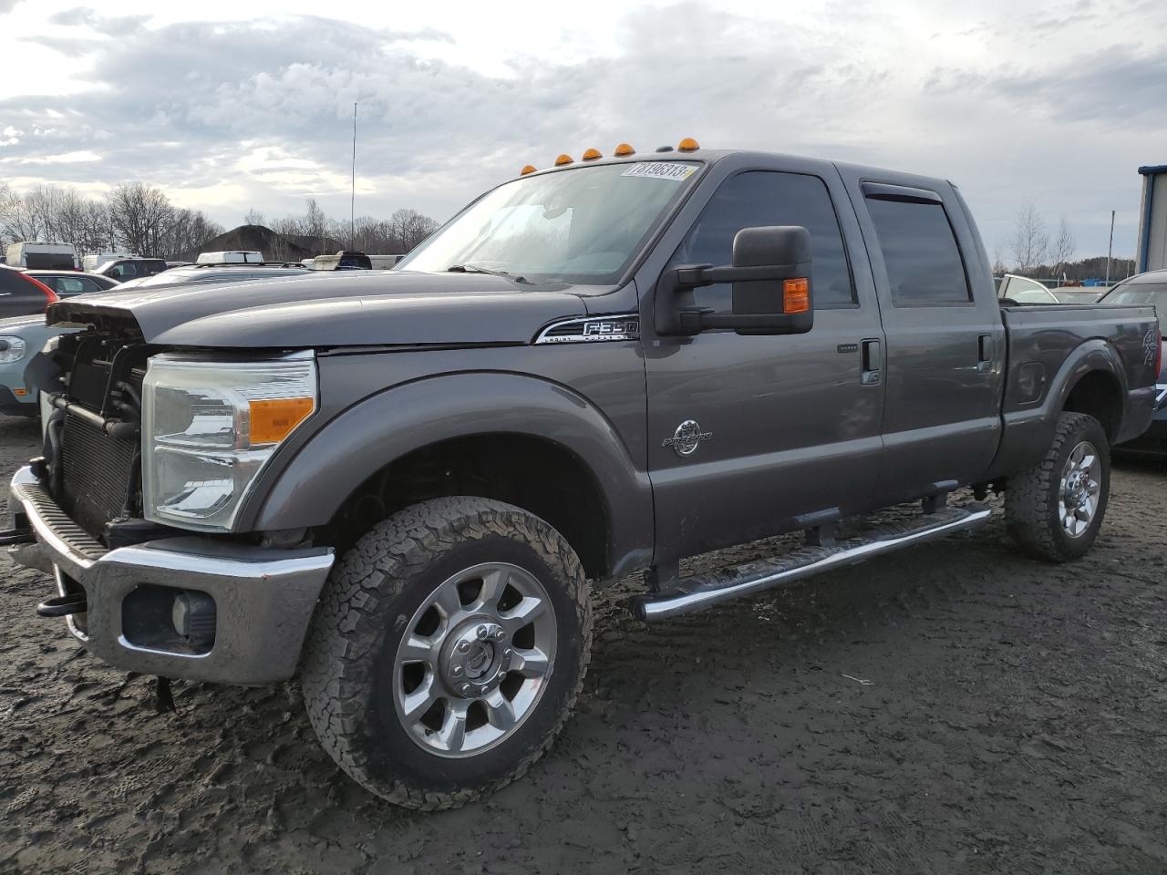 2011 Ford F-350 XL, VIN 1FT8W3BT5BEC83883 — Side