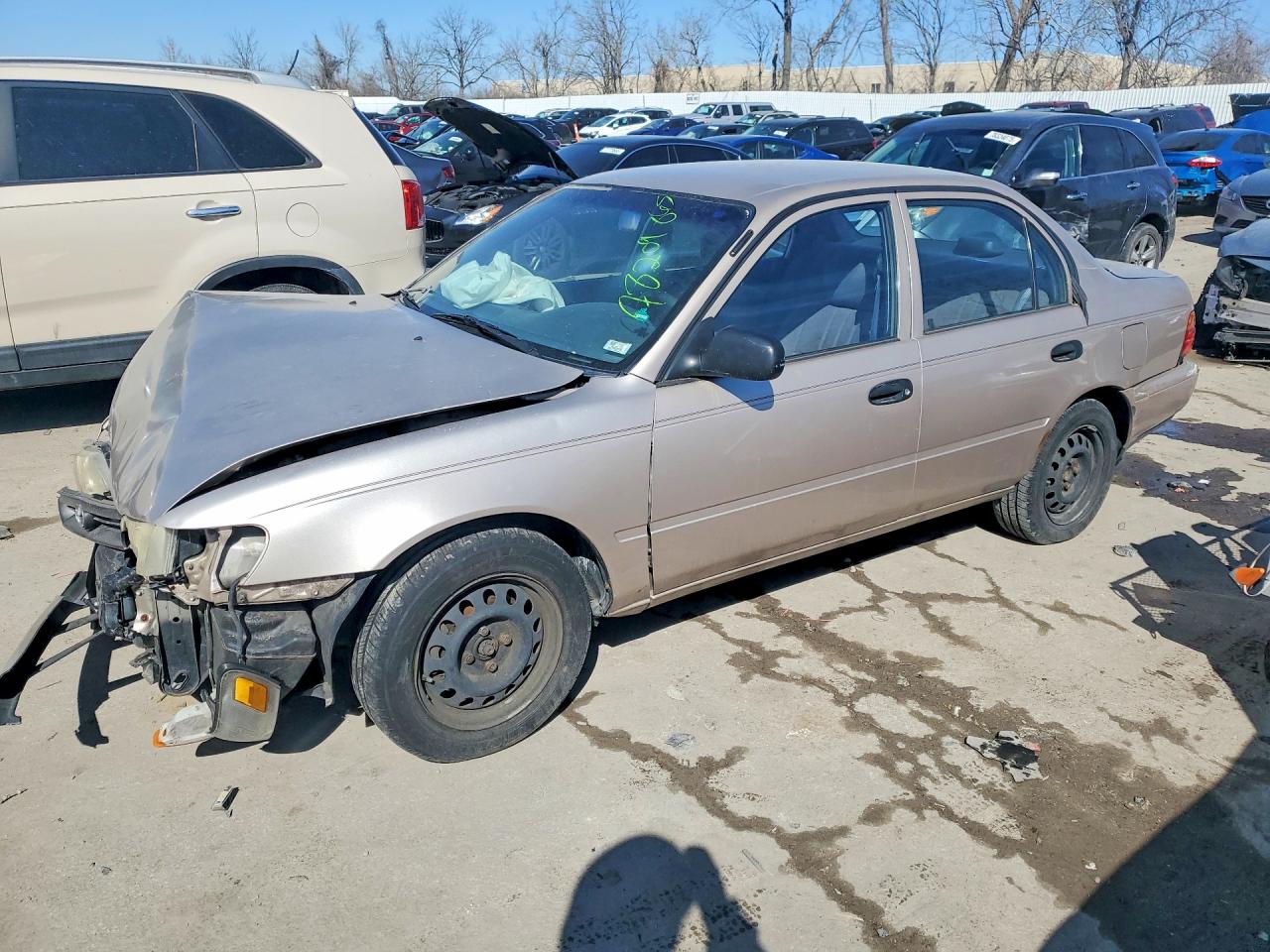1995 Toyota Corolla, VIN 1NXAE04B1SZ280472 — Front end