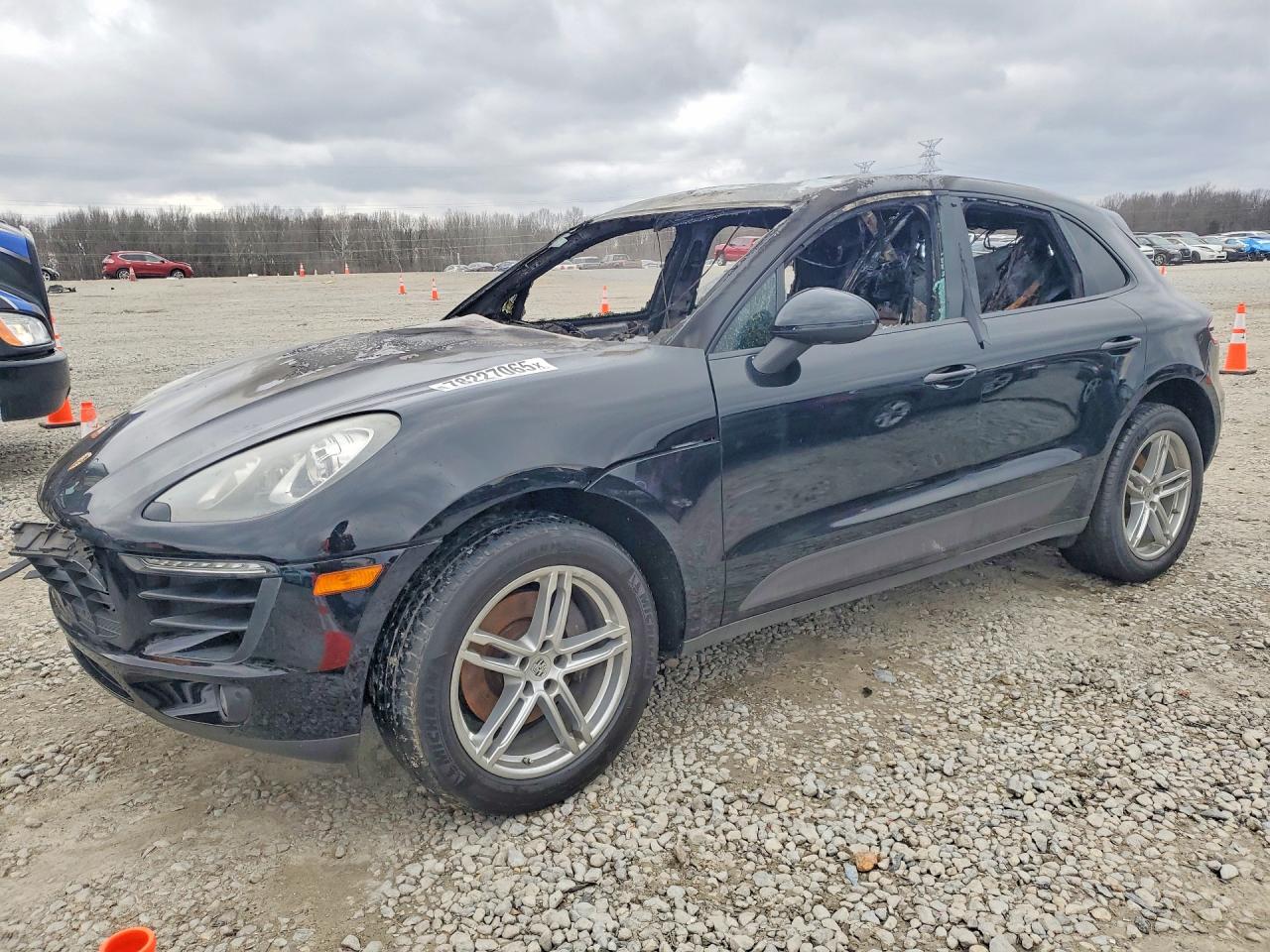 2017 Porsche Macan, VIN WP1AA2A52HLB01492 — Пожар в салоне