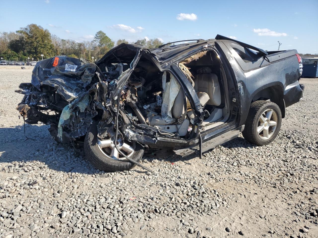 2011 Chevrolet Avalanche LT, VIN 3GNMCFE08BG271480 — All over