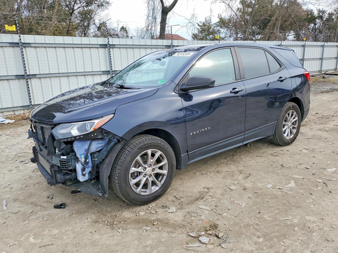 2020 Chevrolet Equinox LS, VIN 3GNAXSEV8LS739010 — Front end