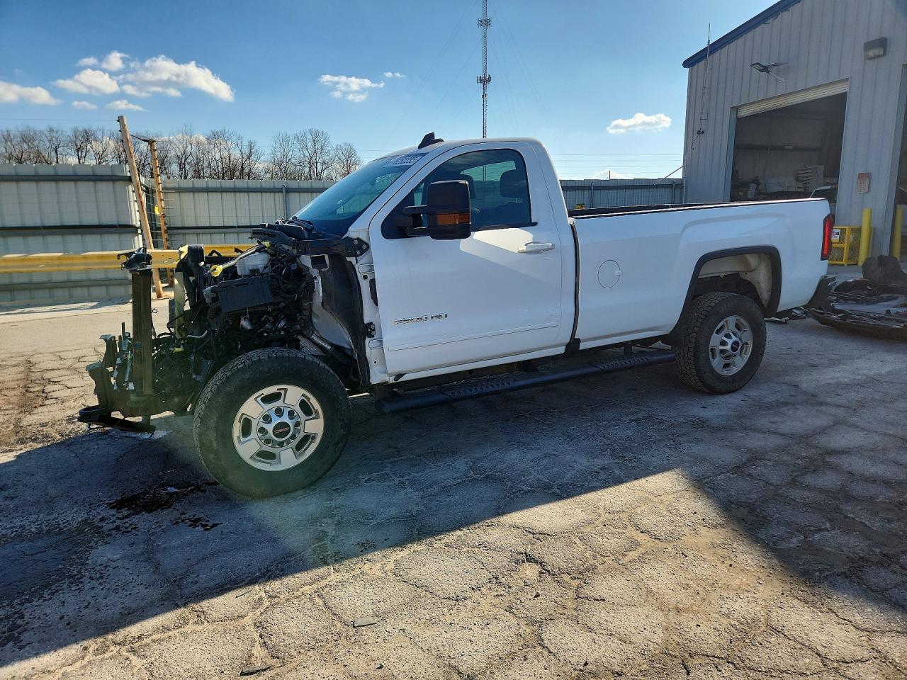 2018 GMC Sierra 1500, VIN 1GD02SEG3JZ338464 — Stripped