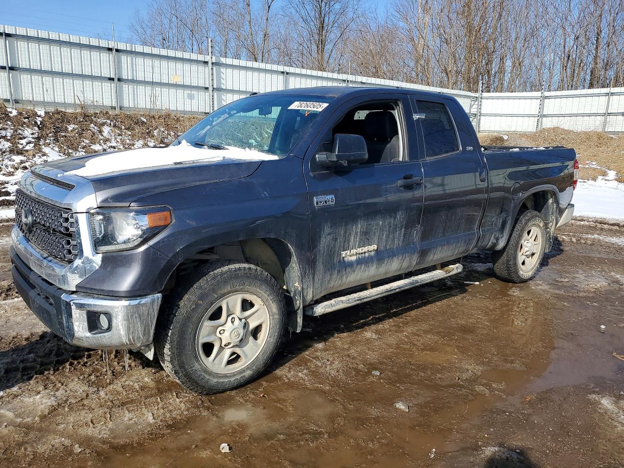 2018 Toyota Tundra SR5, VIN 5TFUW5F13JX723931 — Частичный ремонт