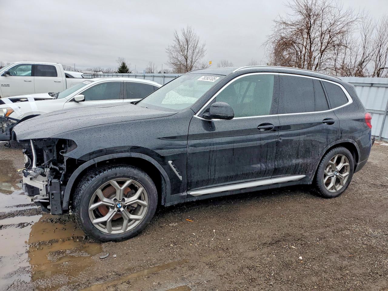 2021 BMW X3 xDrive30i, VIN 5UXTY5C09M9E54975 — Front end