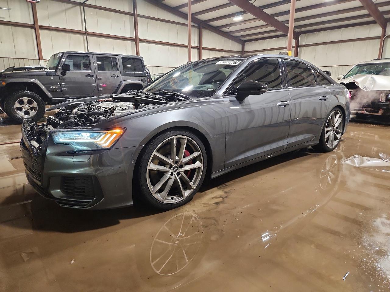 2021 Audi S6 Prestige, VIN WAUFFAF28MN037312 — Перед