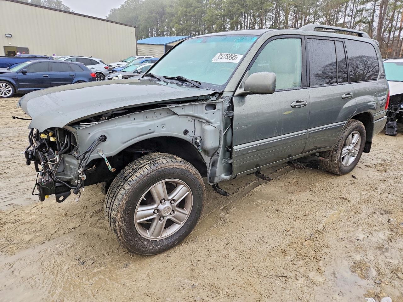 2006 Lexus LX 470, VIN JTJHT00W064012937 — Перед