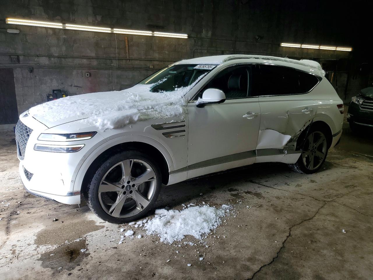 2021 Genesis GV80, VIN KMUHCESC8MU059372 — Side