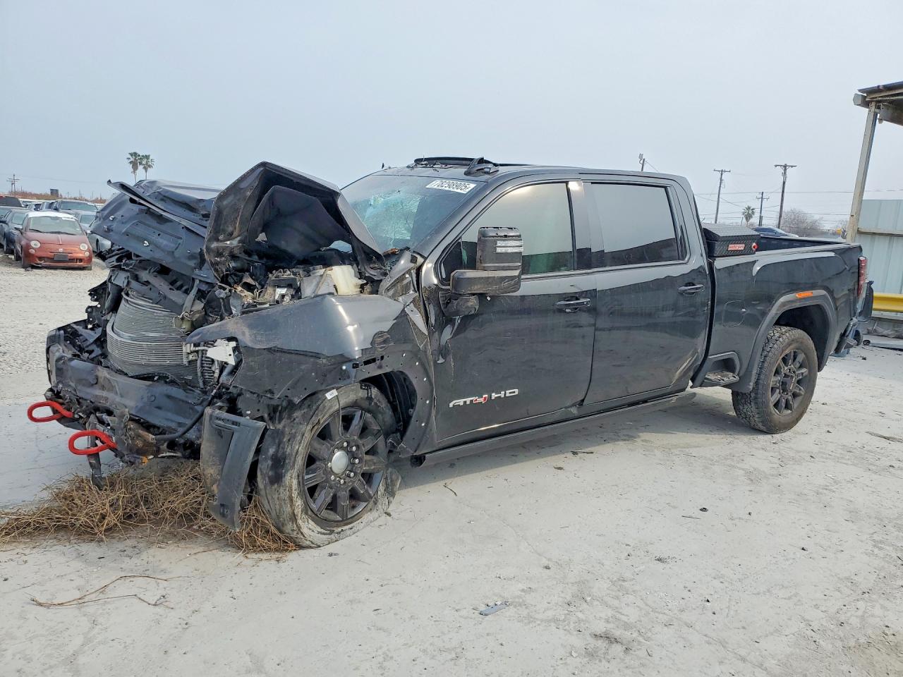 2024 GMC Sierra 3500HD AT4, VIN 1GT49VEYXRF123804 — Фото с аукциона