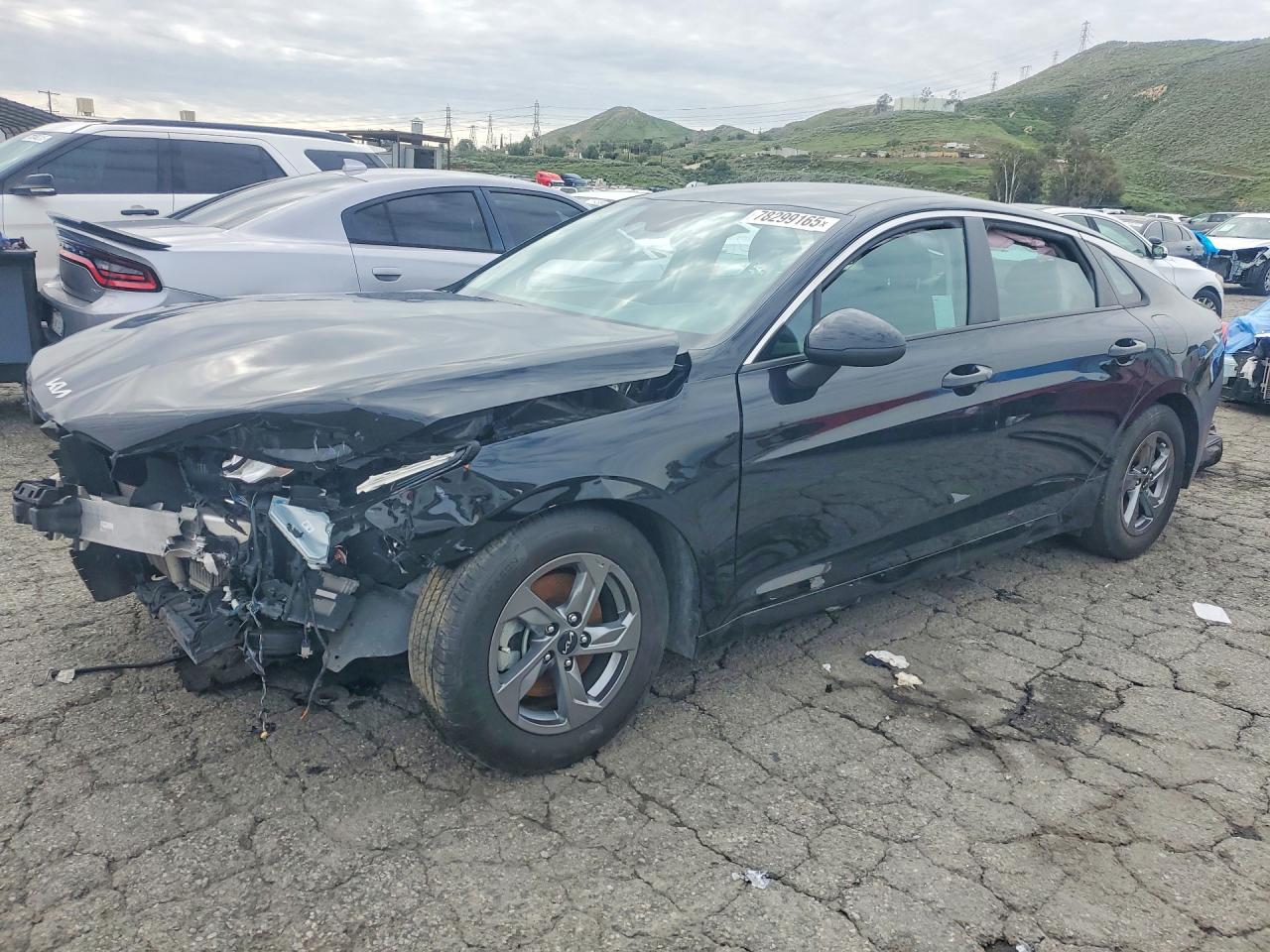 2023 Kia K5 LXS, VIN 5XXG14J28PG219901 — Front end