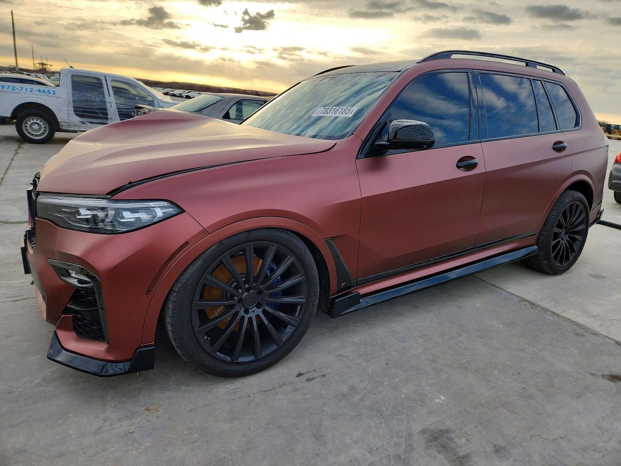 2020 BMW X7 xDrive40i, VIN 5UXCW2C0XL0E74708 — Auction photo