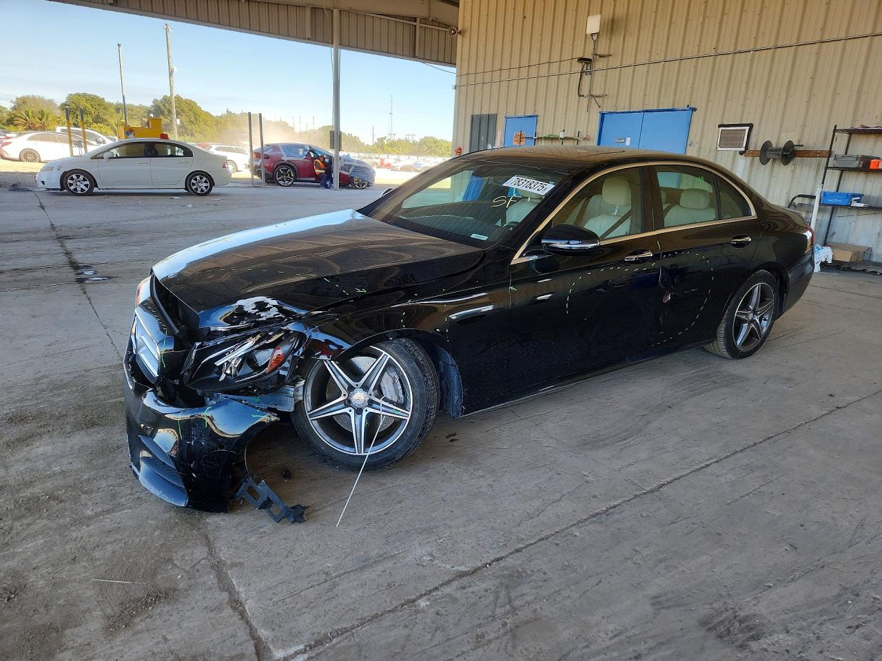 2017 Mercedes-Benz E 300 Luxury, VIN WDDZF4JBXHA024380 — Front end