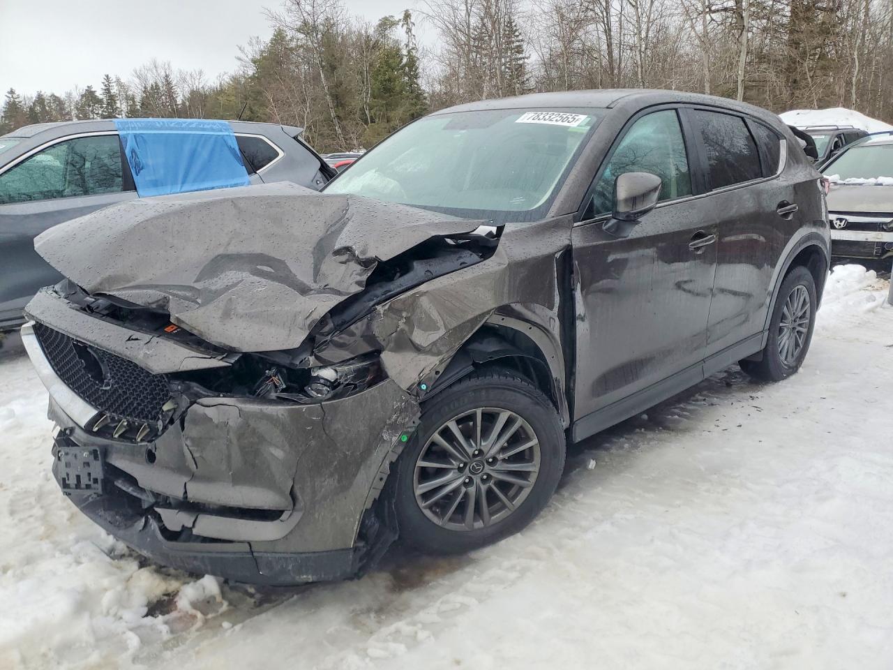 2017 Mazda CX-5 Sport, VIN JM3KFBBL1H0162085 — Front end