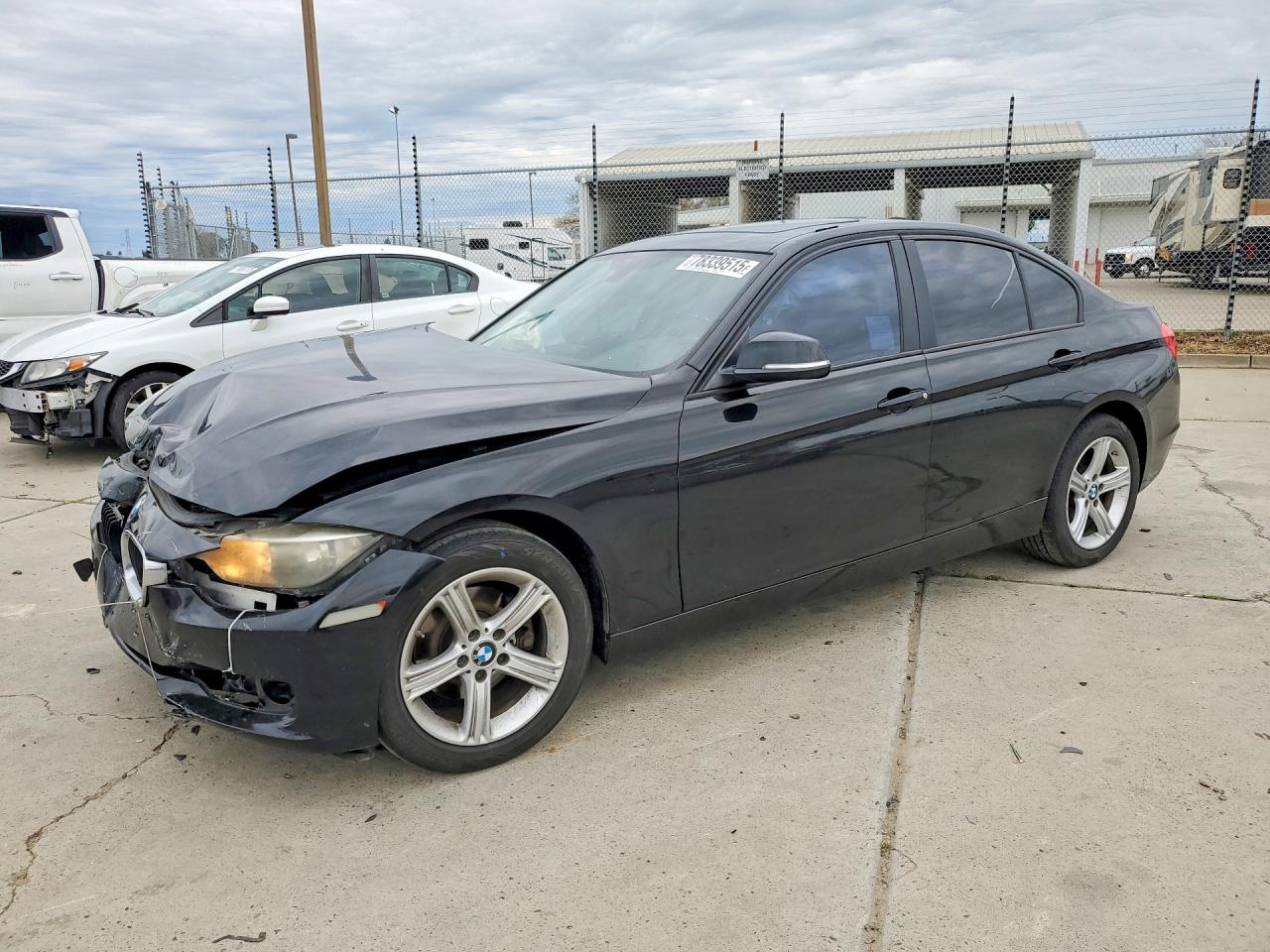 2013 BMW 3 Series 328i, VIN WBA3C1G5XDNR45023 — Front end
