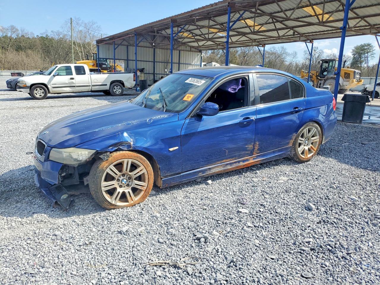 2011 BMW 3 Series 328i, VIN WBAPH5G5XBNN59368 — Front end