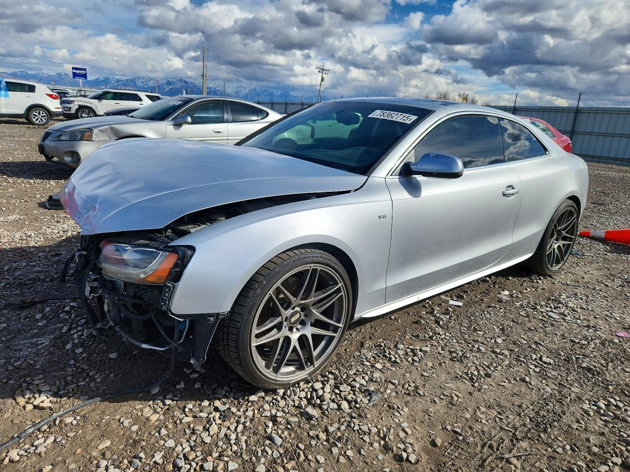2010 Audi S5 Prestige, VIN WAU3VAFR6AA007070 — Front end