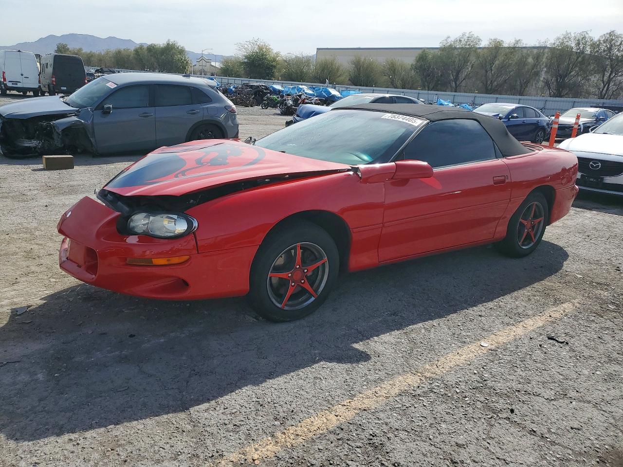 2000 Chevrolet Camaro, VIN 2G1FP32K5Y2151022 — Front end