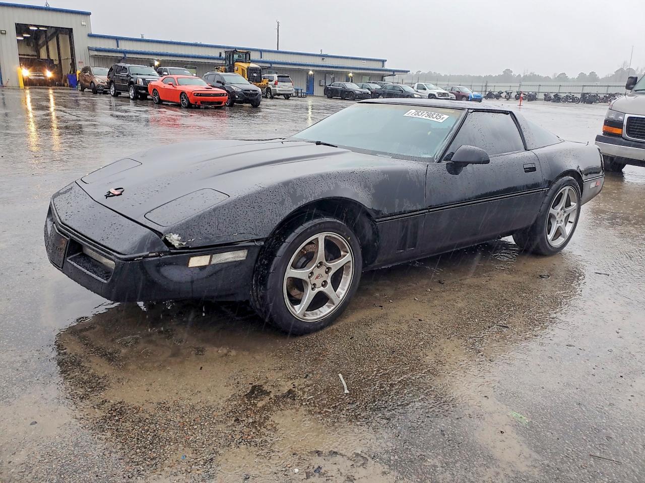 1989 Chevrolet Corvette, VIN 1G1YY2189K5125766 — Front end