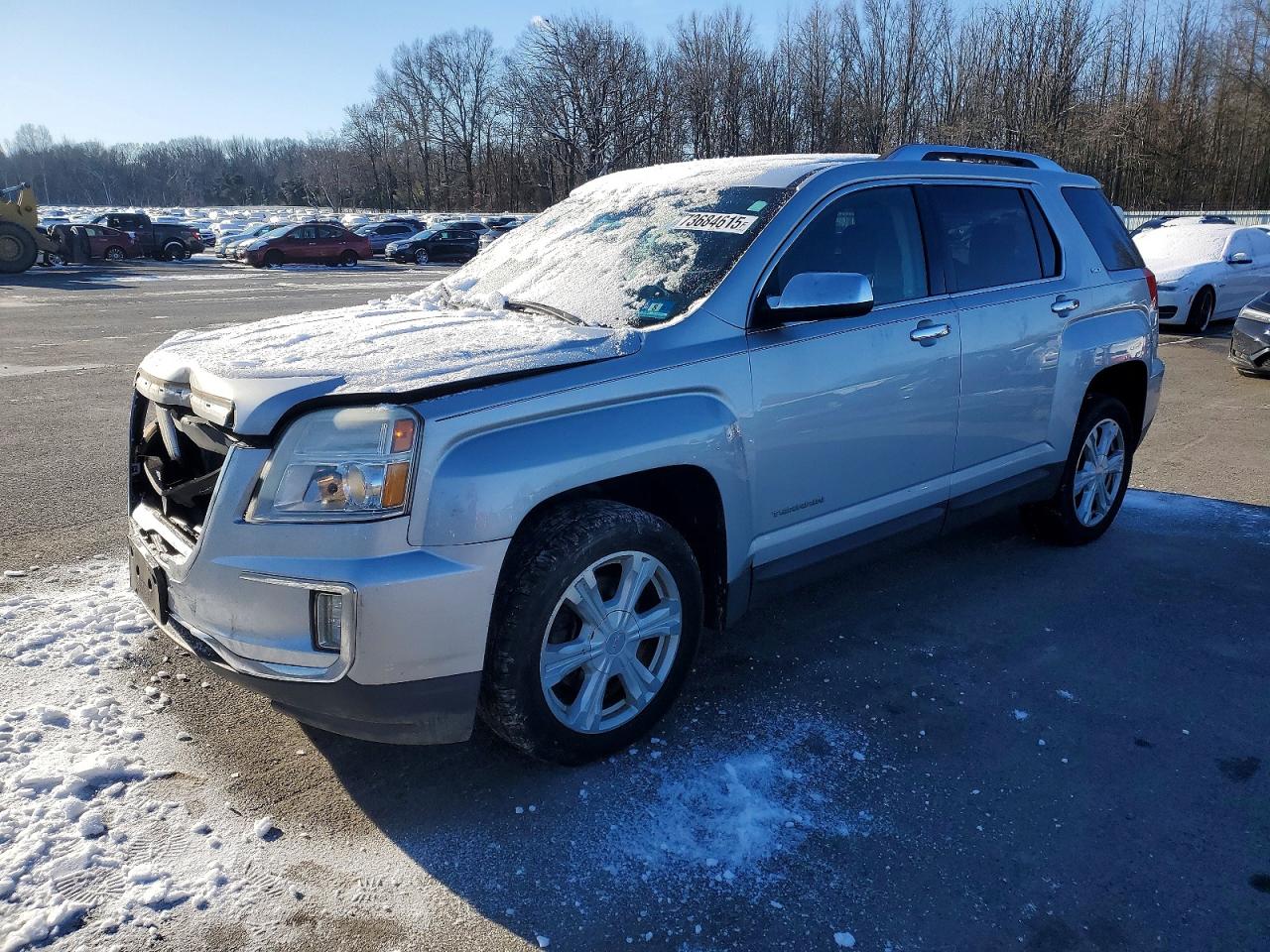 2016 GMC Terrain SLT, VIN 2GKFLUE30G6172076 — Front end