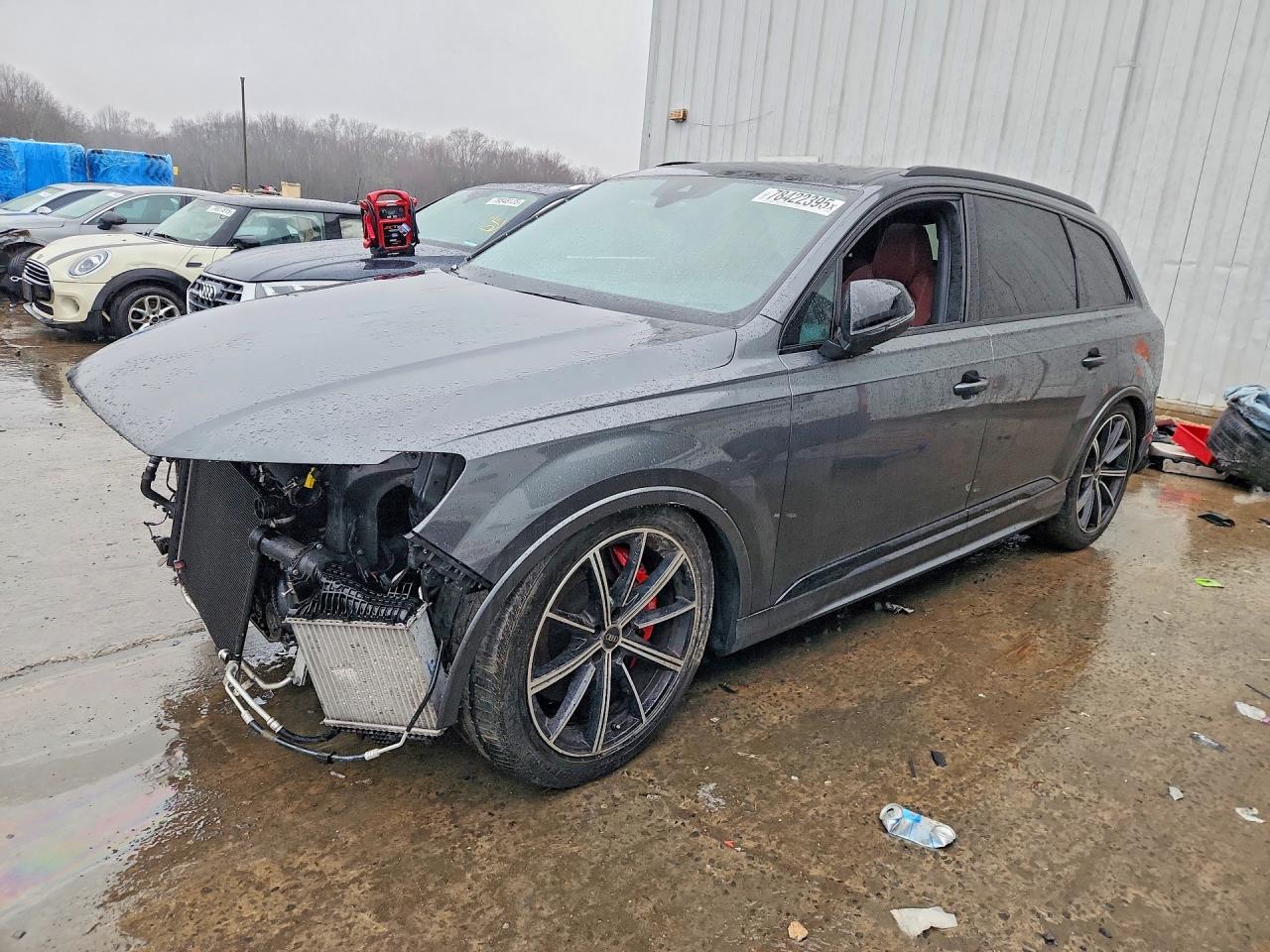 2022 Audi SQ7 Premium Plus, VIN WA1AWBF7XND016512 — Side