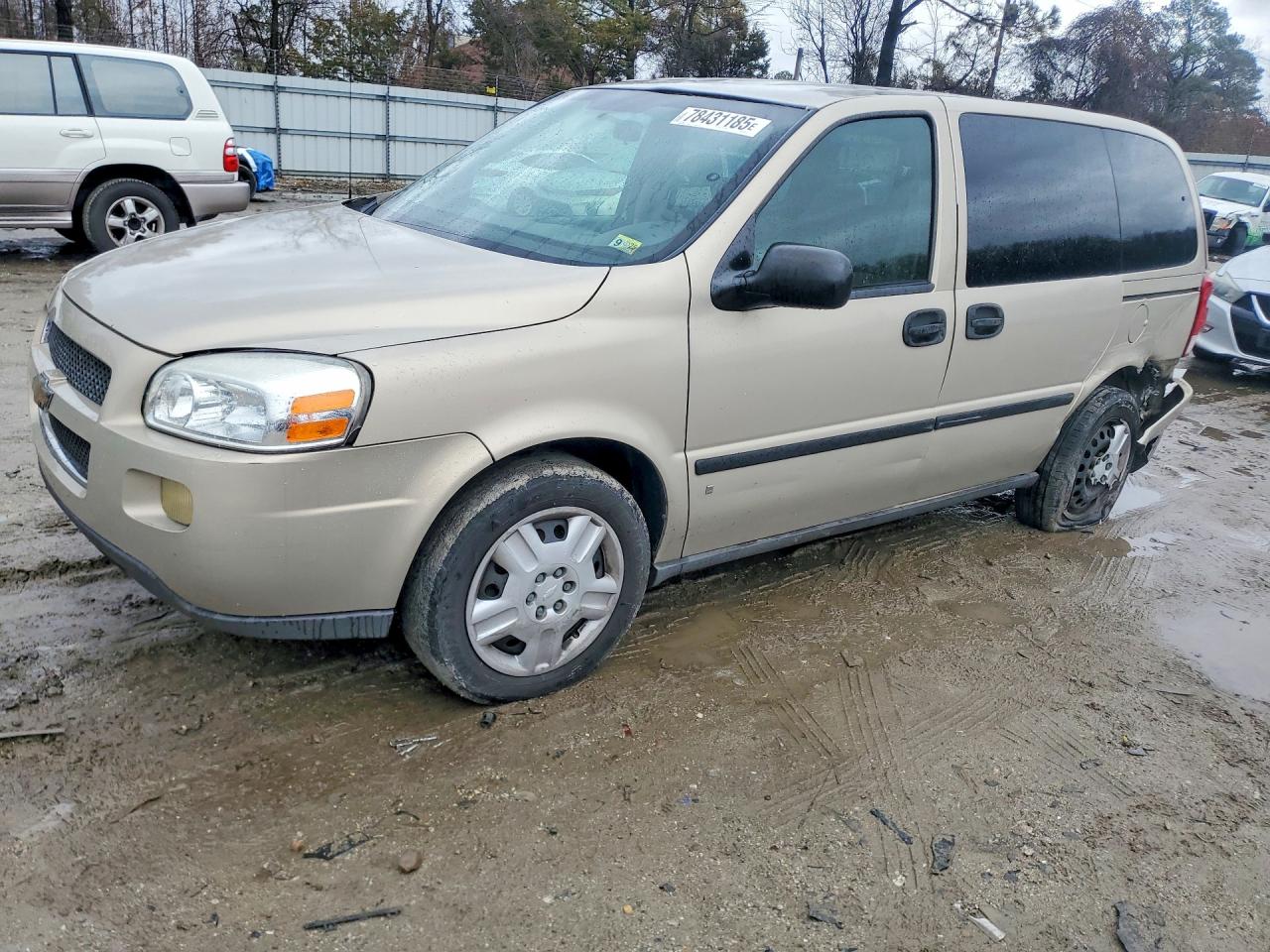 2008 Chevrolet Uplander LS, VIN 1GNDU23W18D102193 — Rear end