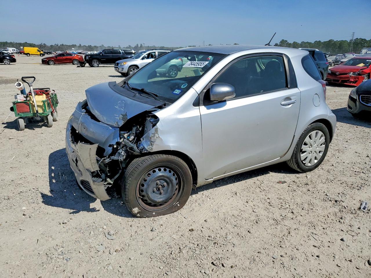 2013 Scion iQ, VIN JTNJJXB04DJ022330 — Front end