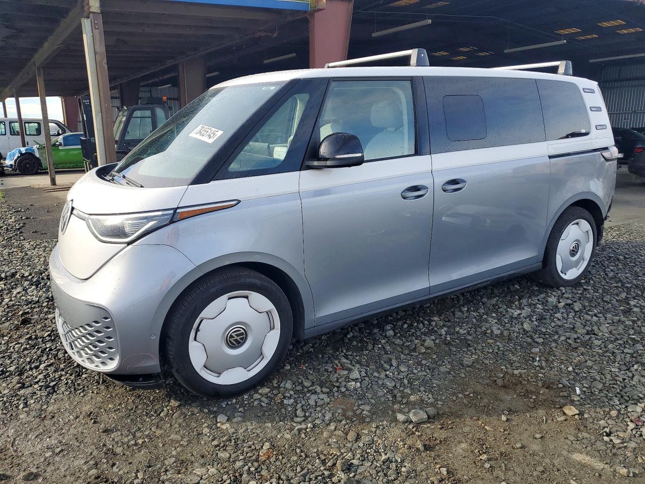 2025 Volkswagen ID.Buzz 1st Edition, VIN WVG6YVEB0SH024096 — Rear end