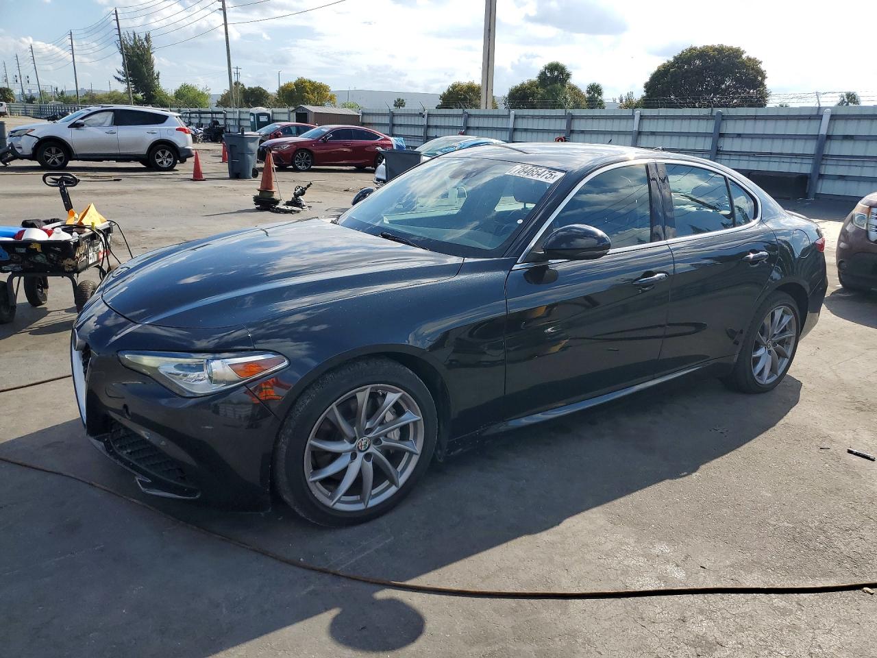 2017 Alfa Romeo Giulia, VIN ZARFAEDN6H7554355 — Rear end