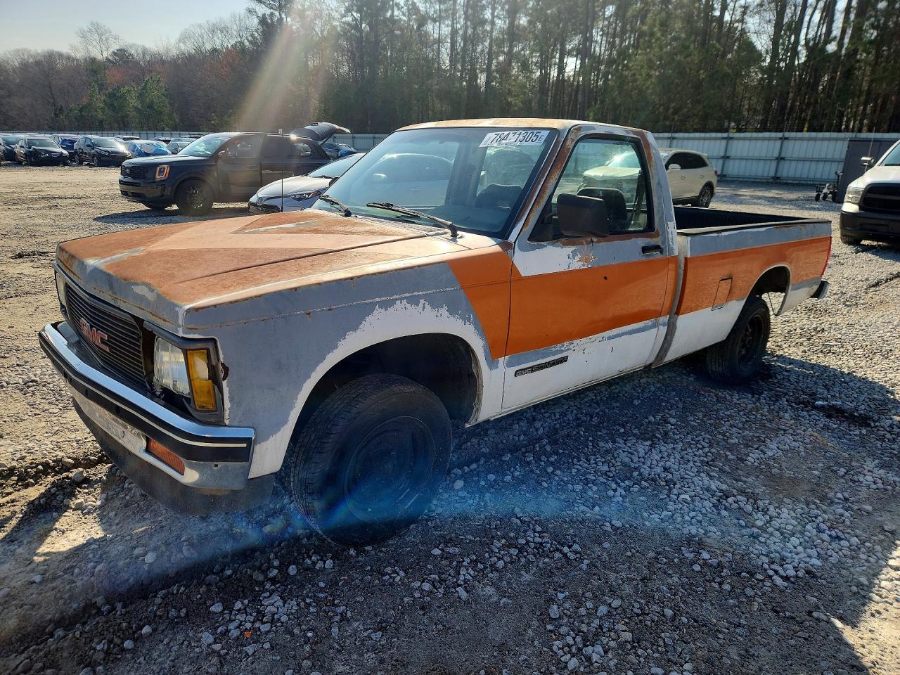 1992 GMC Sonoma, VIN 1GTCS14ZXN8508815 — Side