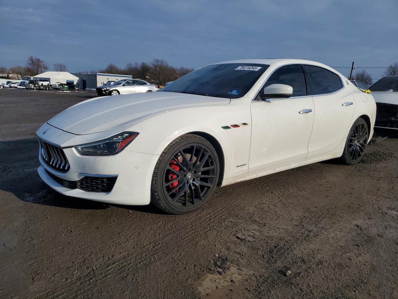 2019 Maserati Ghibli S GranLusso, VIN ZAM57YSL4K1311124 — Мелкие вмятины и царапины