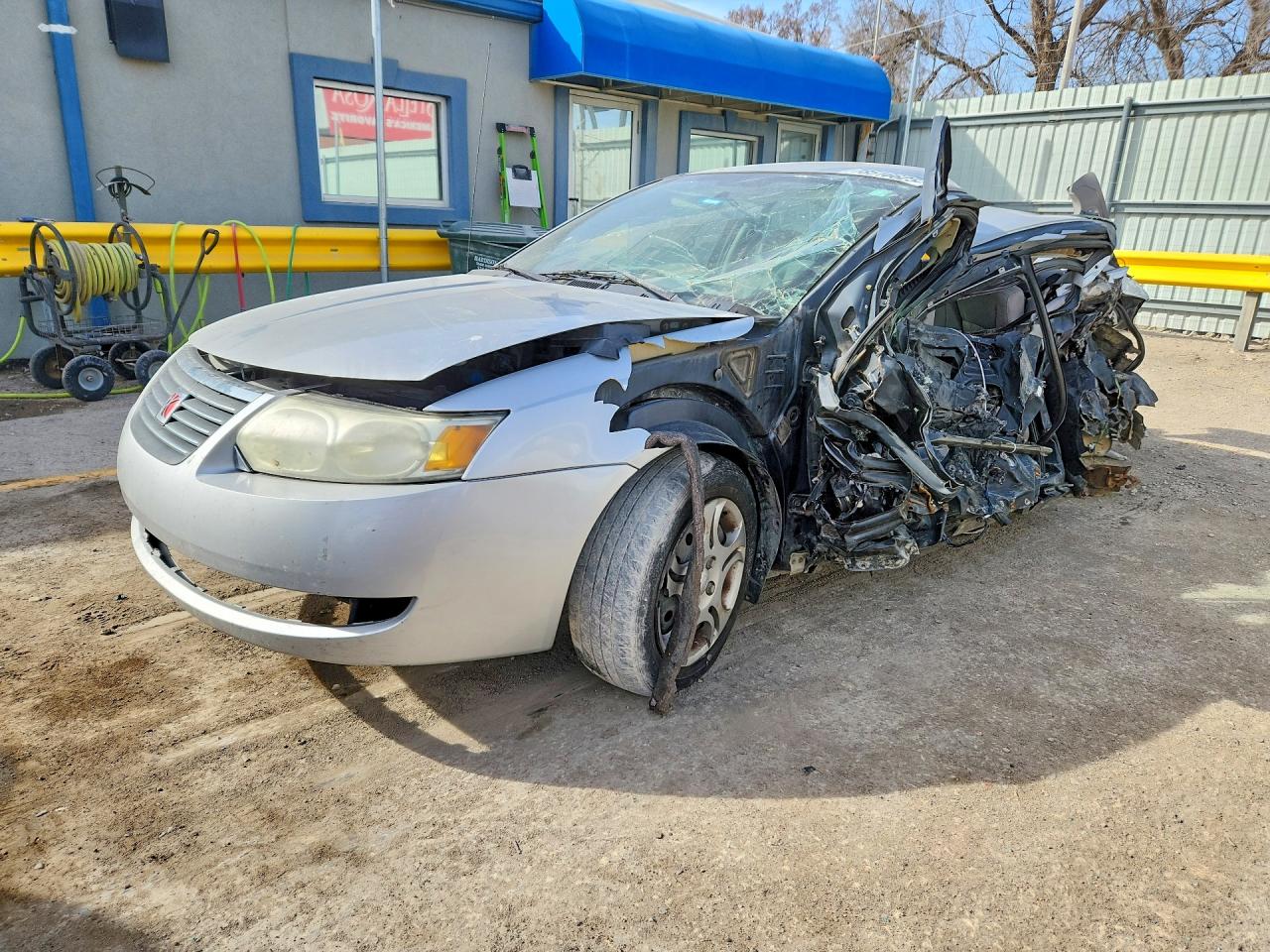 2005 Saturn ION ION 2, VIN 1G8AJ52F95Z146040 — Side