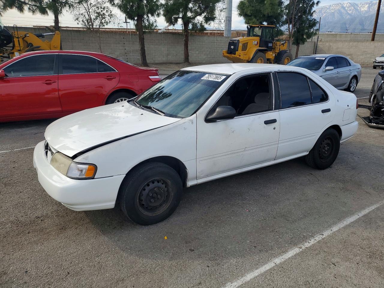 1998 Nissan Sentra XE, VIN 1N4AB41D2WC763884 — Перед