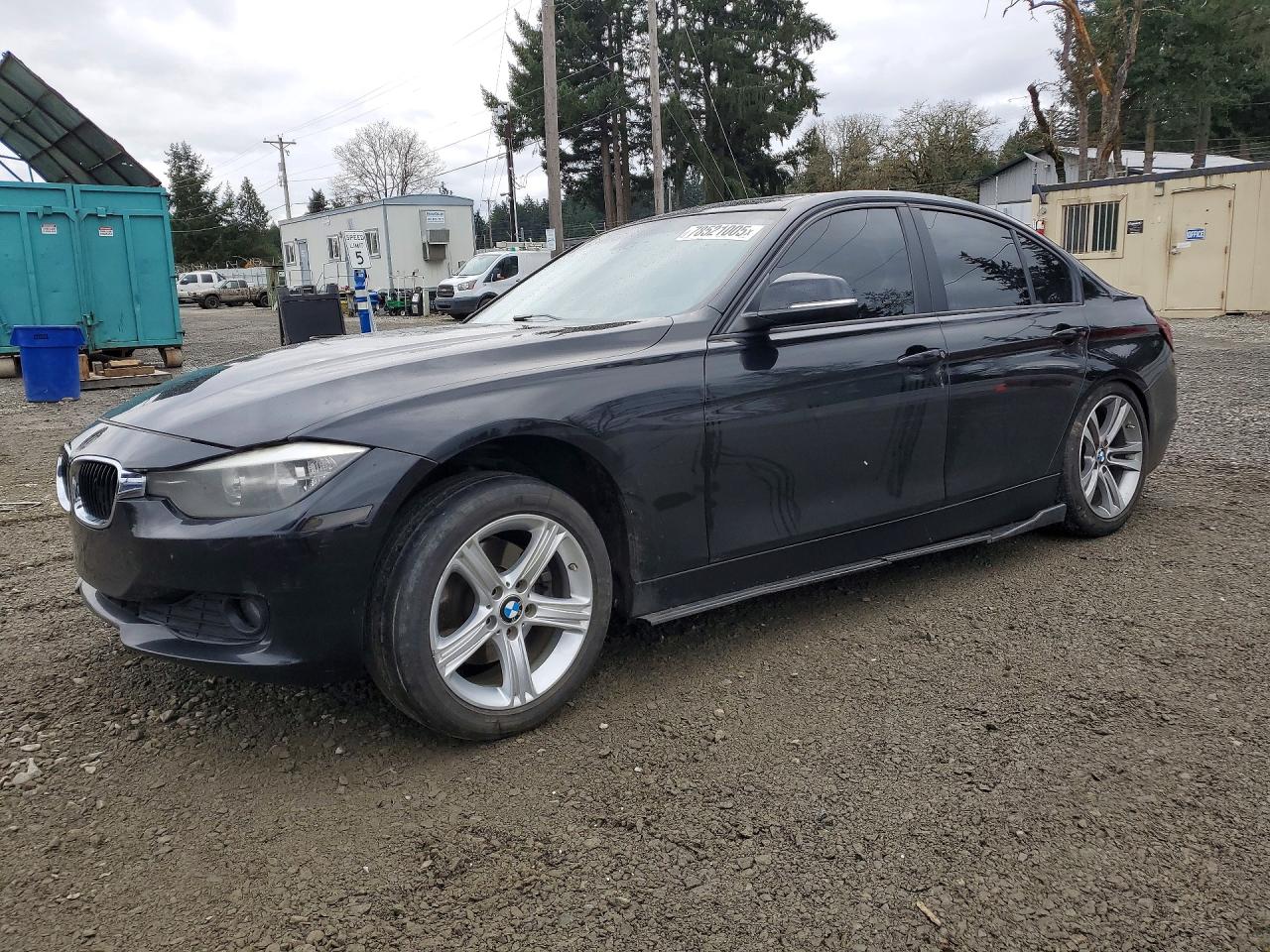 2015 BMW 3 Series 320i xDrive, VIN WBA3C3G58FNS73820 — Rear end