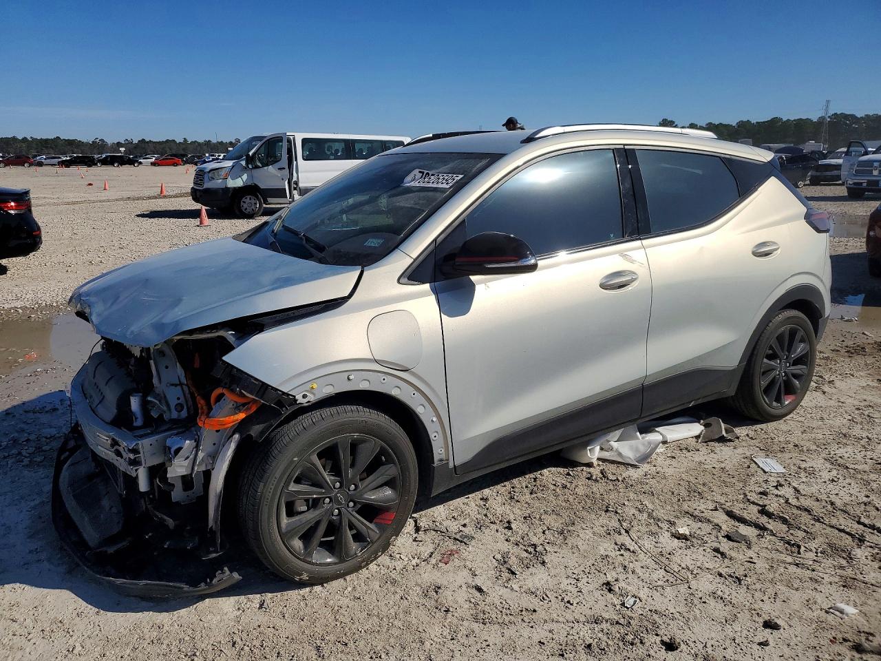 2023 Chevrolet Bolt EUV LT, VIN 1G1FY6S03P4190312 — Front end