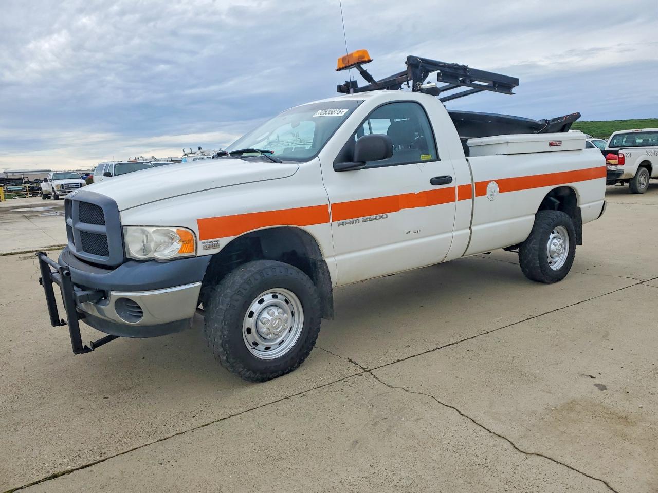 2005 Dodge 2500 ST, VIN 3D7KS26D65G832556 — Roof
