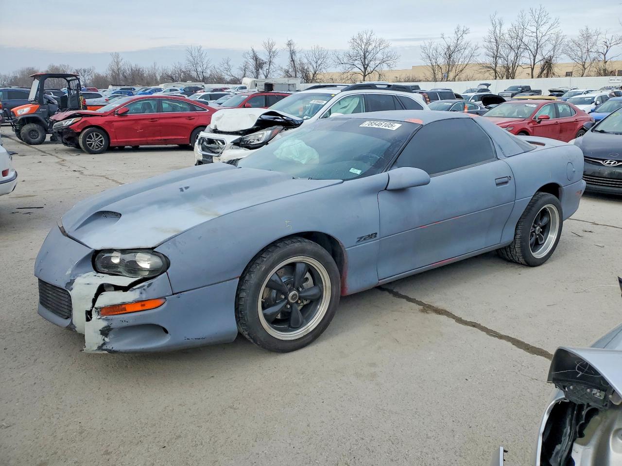 2001 Chevrolet Camaro Z28, VIN 2G1FP22G812140365 — Front end