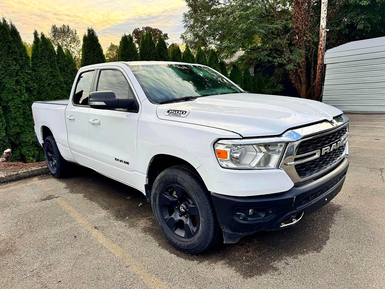 2022 Ram 1500 Big Horn, VIN 1C6RREBGXNN273503 — Minor dents and scratches