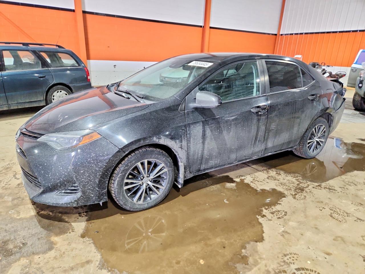 2018 Toyota Corolla LE, VIN 2T1BURHE2JC985457 — Rear end