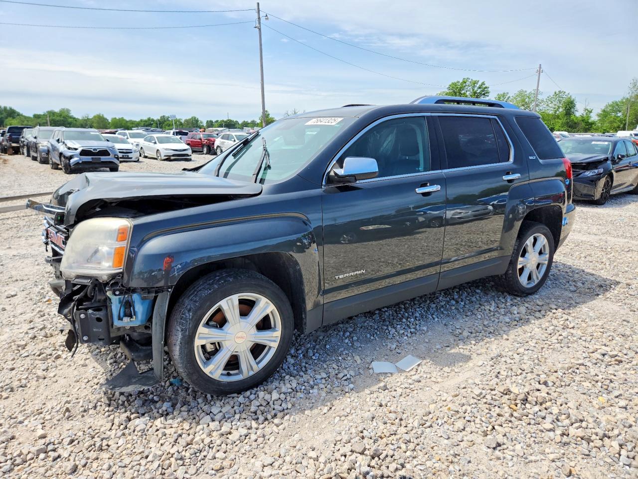 2017 GMC Terrain SLT, VIN 2GKFLUEK3H6273749 — Перед