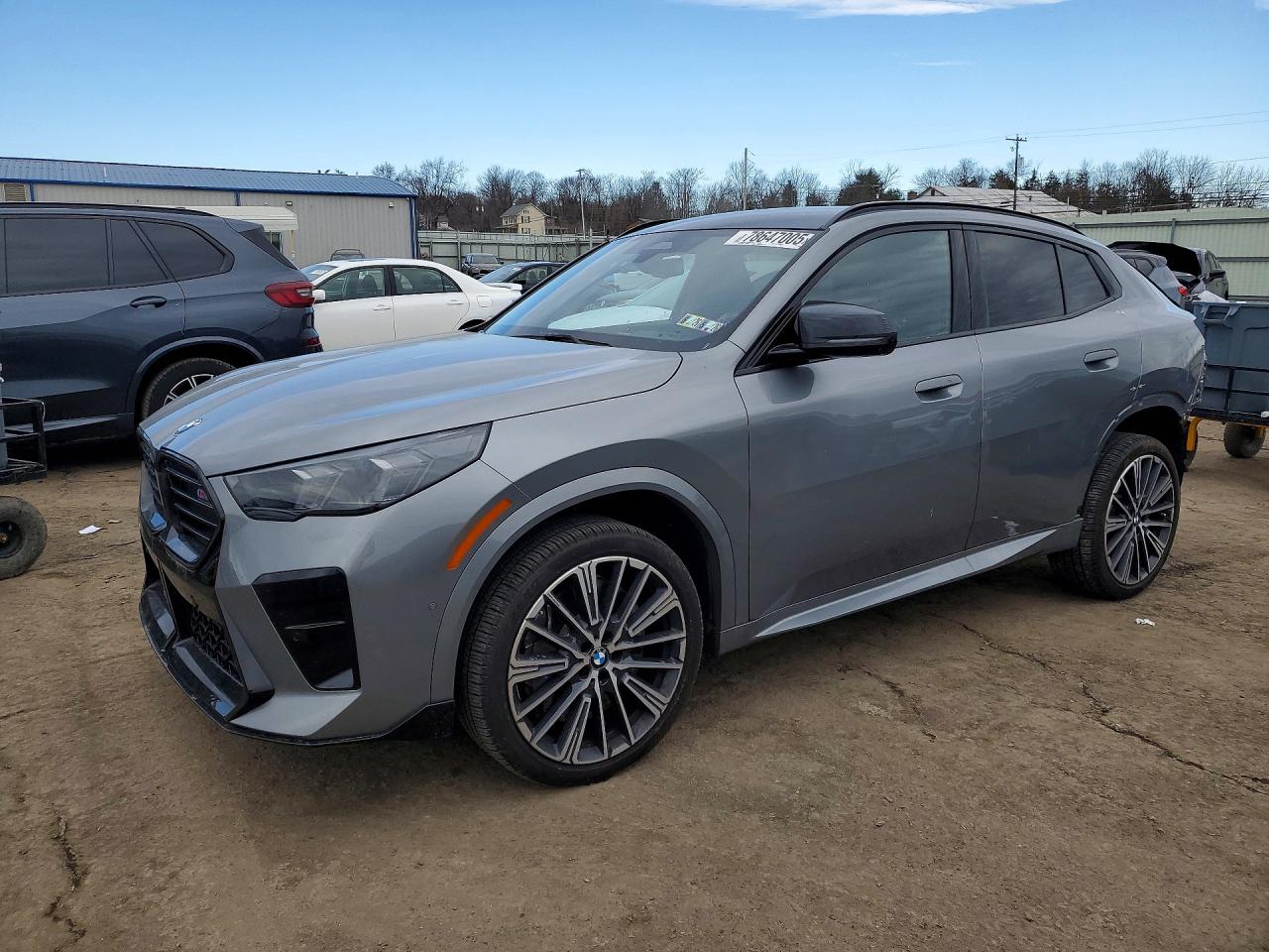 2024 BMW X2 M35i, VIN WBX83GM02R5Z41434 — Зад